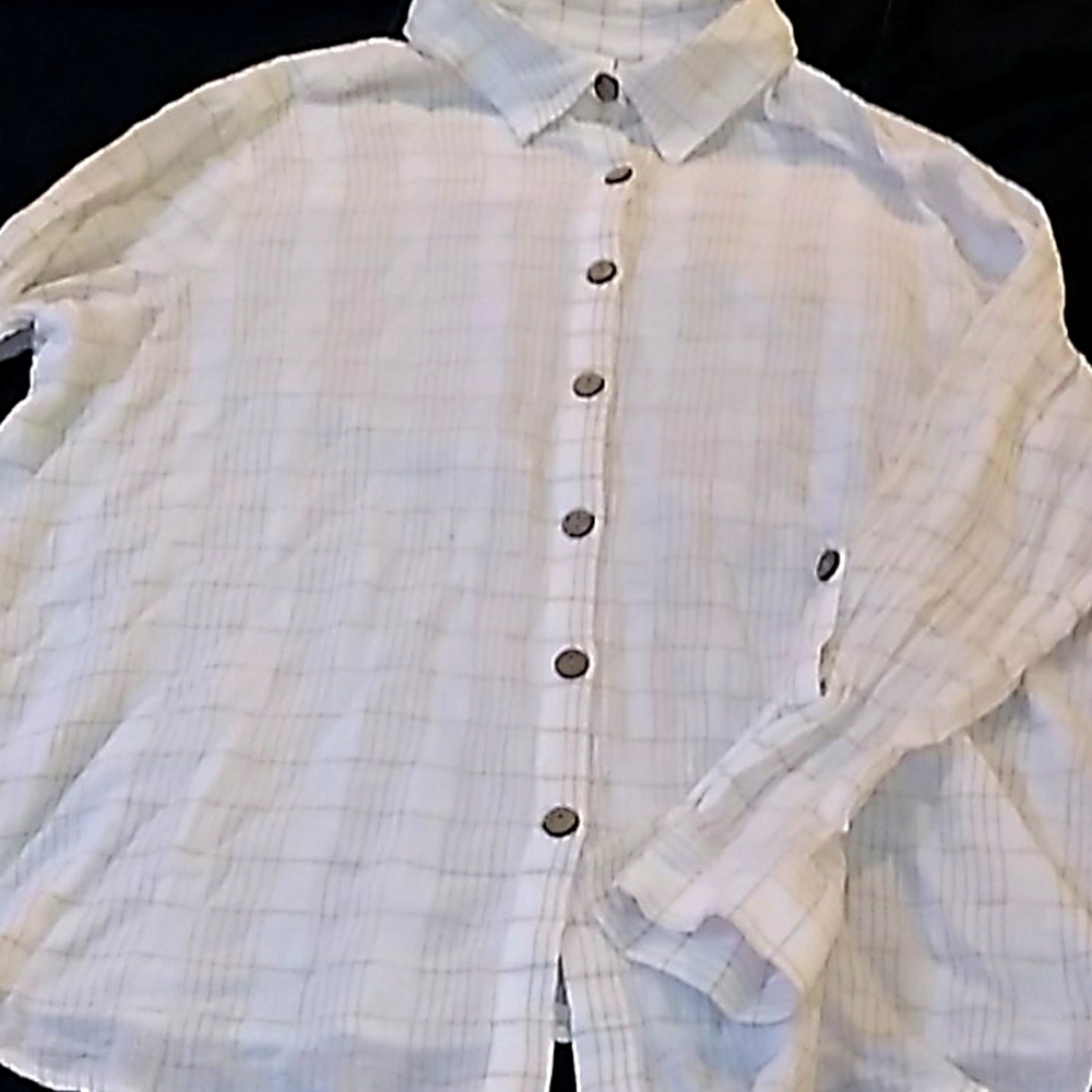 2X Womens Button Up